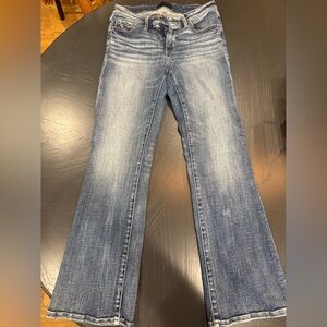 Buckle Women's Straight Leg Jeans in Denim Blue